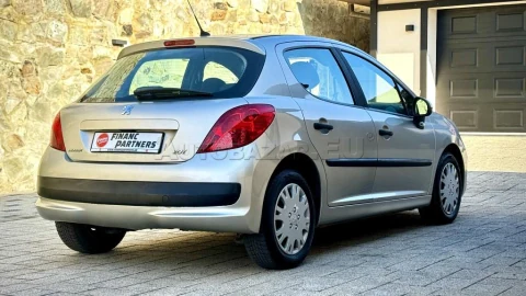 Peugeot 207 PEUGEOT 207 1.4HDI diesel – fotografia 7