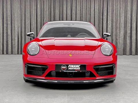 Porsche 911 Carrera 4 GTS Coupé FrontLift Burmester FULL – fotografia 4