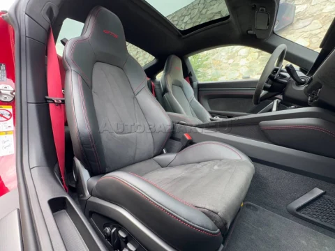 Porsche 911 Carrera 4 GTS Coupé FrontLift Burmester FULL – fotografia 14