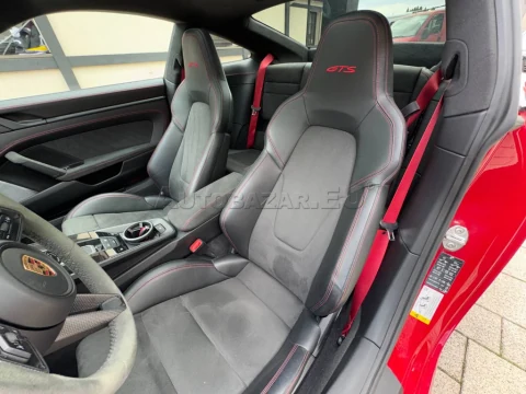 Porsche 911 Carrera 4 GTS Coupé FrontLift Burmester FULL – fotografia 11