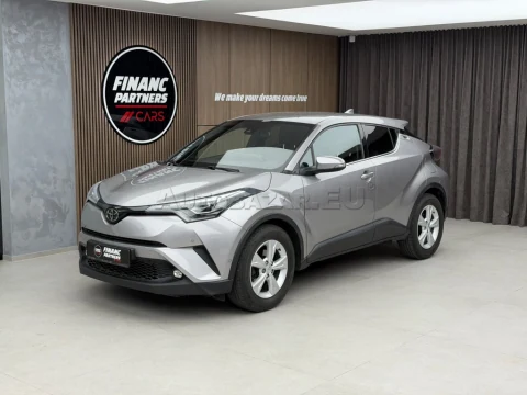 Toyota C-HR 1.2 Turbo Live FWD – fotografia 1