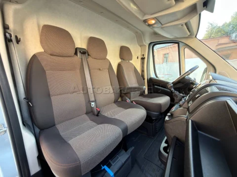 Peugeot Boxer 2.2 BlueHDi 165k 435 L4 – fotografia 51