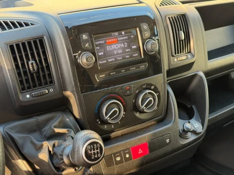 Peugeot Boxer 2.2 BlueHDi 165k 435 L4 – fotografia 62
