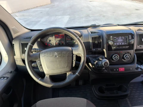 Peugeot Boxer 2.2 BlueHDi 165k 435 L4 – fotografia 54