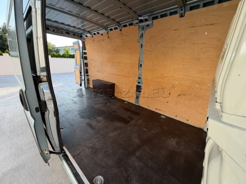 Peugeot Boxer 2.2 BlueHDi 165k 435 L4 – fotografia 46