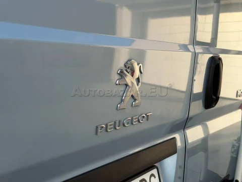Peugeot Boxer 2.2 BlueHDi 165k 435 L4 – fotografia 40