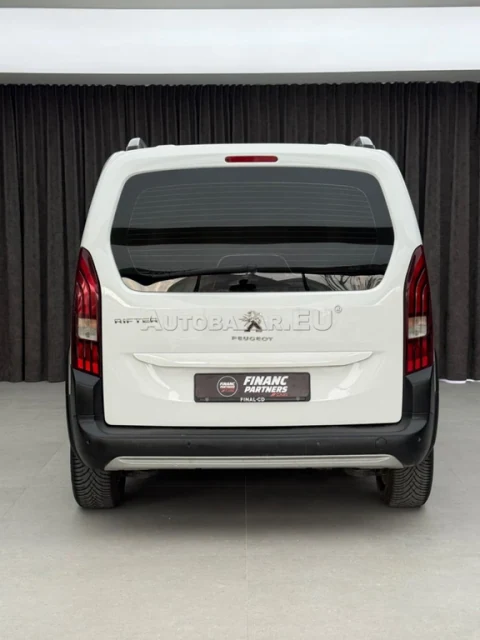 Peugeot Rifter 1.5 BlueHDi 130 Allure – fotografia 8