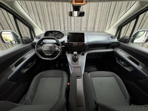 Peugeot Rifter 1.5 BlueHDi 130 Allure – fotografia 16